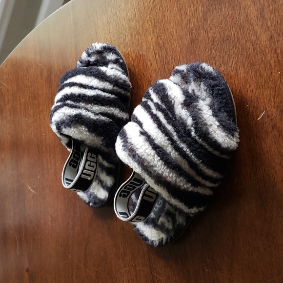Ugg Zebra Fur Girls Sandal - Picture 5 of 13